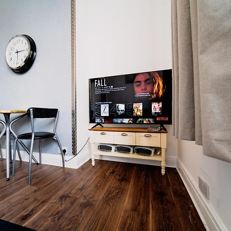 Spacious 2 Bedroom Apartment In Downtown 伦敦 外观 照片