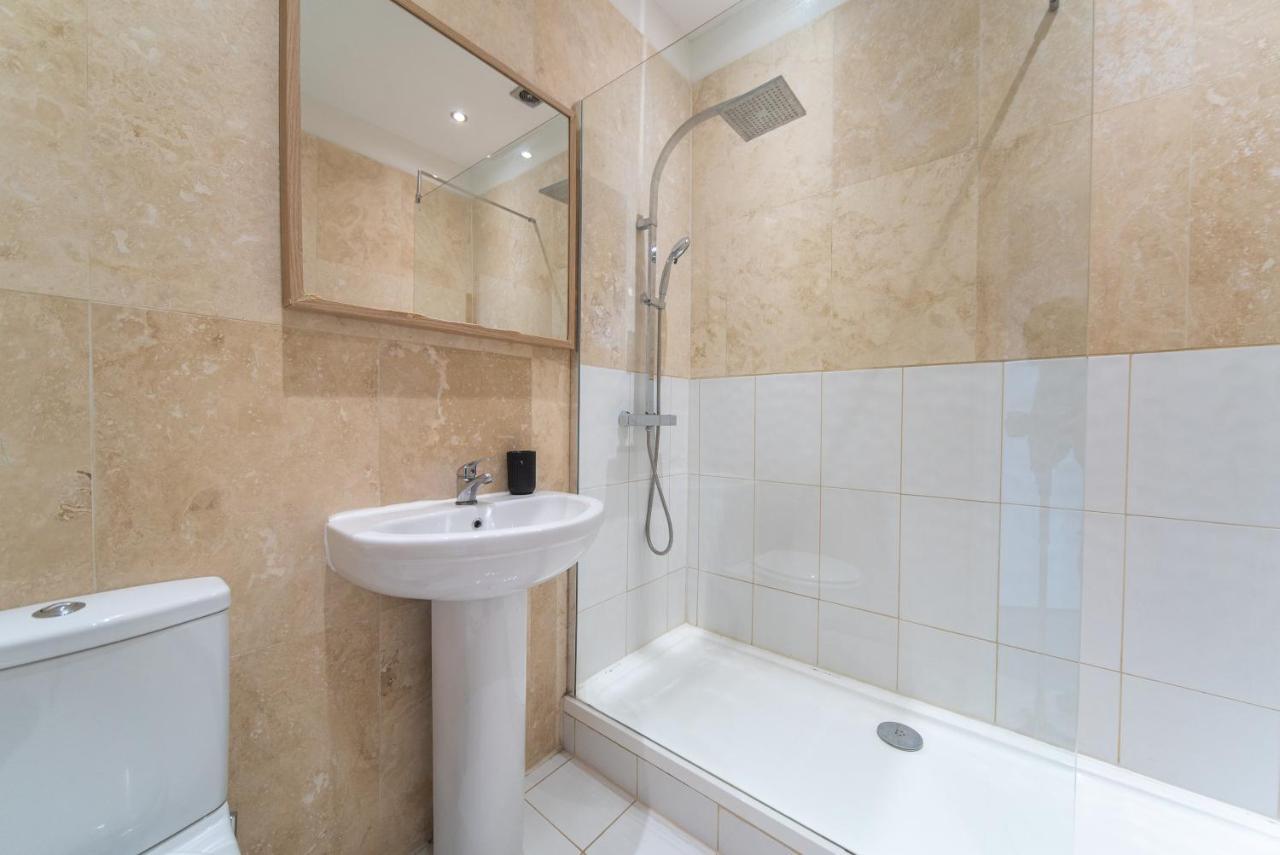 Spacious 2 Bedroom Apartment In Downtown 伦敦 外观 照片